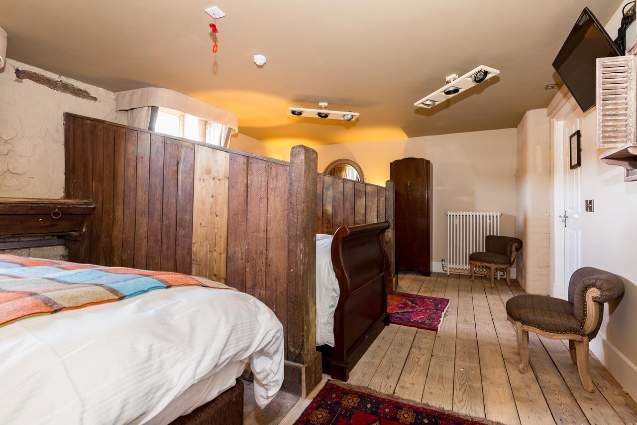The Bull Hotel Olney Zewnętrze zdjęcie